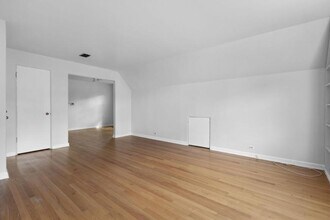1456 W Irving Park Rd in Chicago, IL - Building Photo - Building Photo