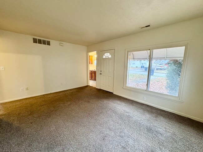 1062 Merton Ave in Akron, OH - Foto de edificio - Building Photo