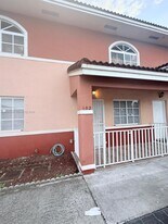 6801 W 36th Ave in Hialeah, FL - Building Photo