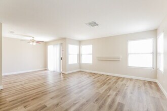 1508 Bellglen Dr in Las Vegas, NV - Building Photo - Building Photo