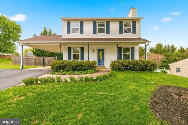property at 21 Nickelby Ct