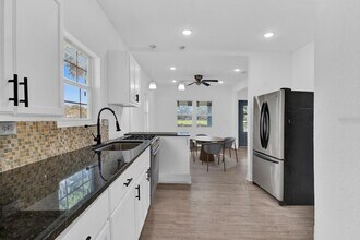 1020 W Line St in Leesburg, FL - Building Photo - Building Photo