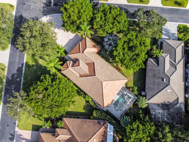 9827 Colonial Walk N, Unit Estero Single Family in Estero, FL - Building Photo - Building Photo