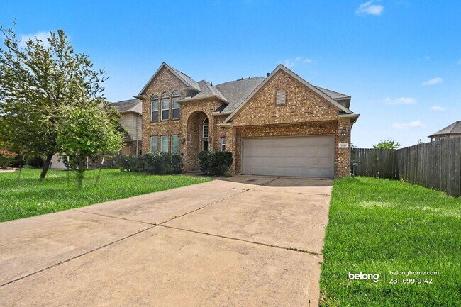 1818 Luminous Waters Ln in Rosharon, TX - Foto de edificio - Building Photo