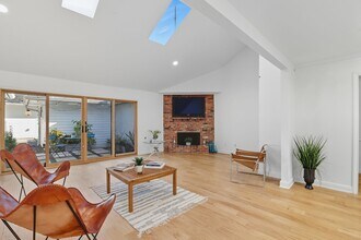 6518 Kury Ln in Houston, TX - Building Photo - Building Photo