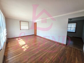 623 Ludlow Dr in St. Louis, MO - Foto de edificio - Building Photo