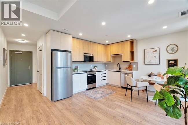 property at 4390 Hillview Dr