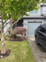 15493 SE Eckert Ln in Damascus, OR - Building Photo