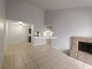8034 Antoine Dr in Houston, TX - Building Photo - Building Photo