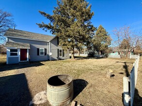 1906 X Ave in La Grande, OR - Building Photo - Building Photo