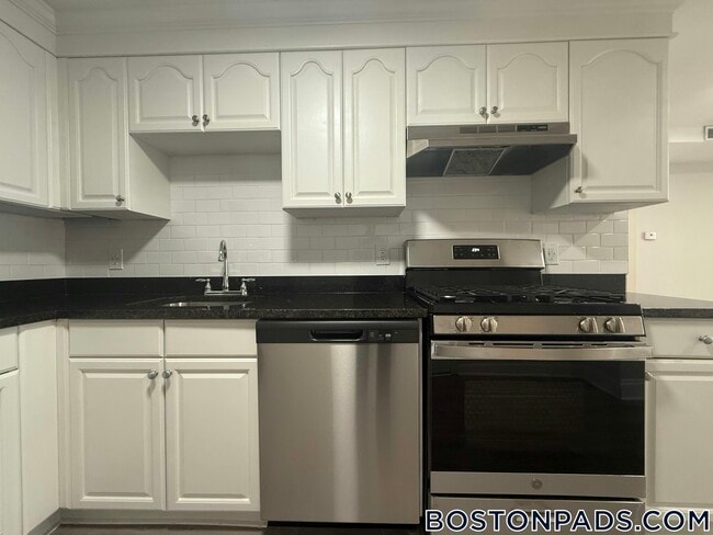 27 Kenmar Dr in Billerica, MA - Building Photo - Building Photo