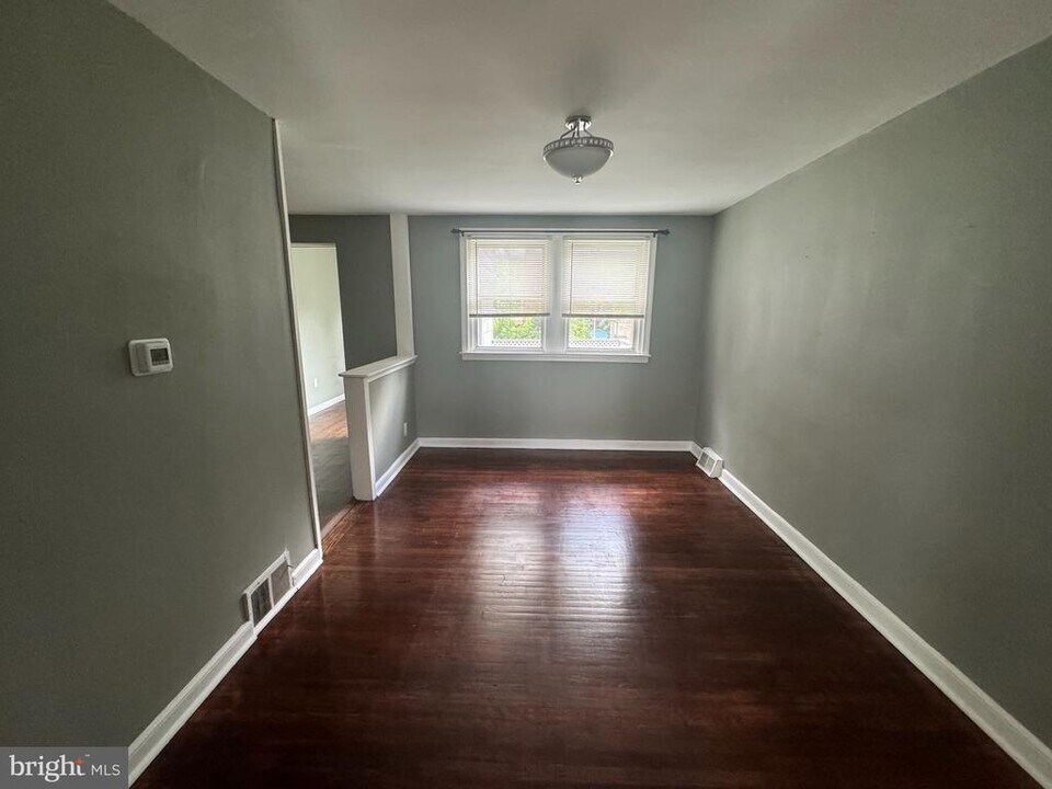 3821 Berkley Ave in Drexel Hill, PA - Building Photo