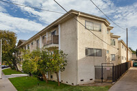 2600 Virginia - Unique 3 Bedroom! in Santa Monica, CA - Building Photo - Building Photo