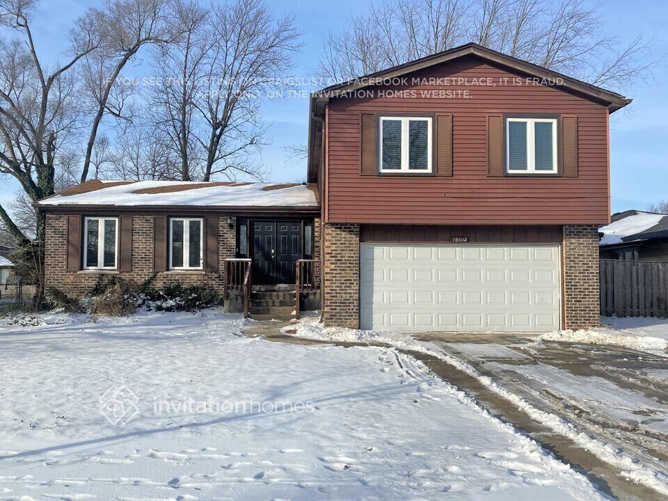18602 May St in Homewood, IL - Building Photo