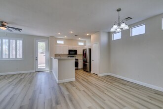 5285 Dakotah Pointe Ct in North Las Vegas, NV - Building Photo - Building Photo