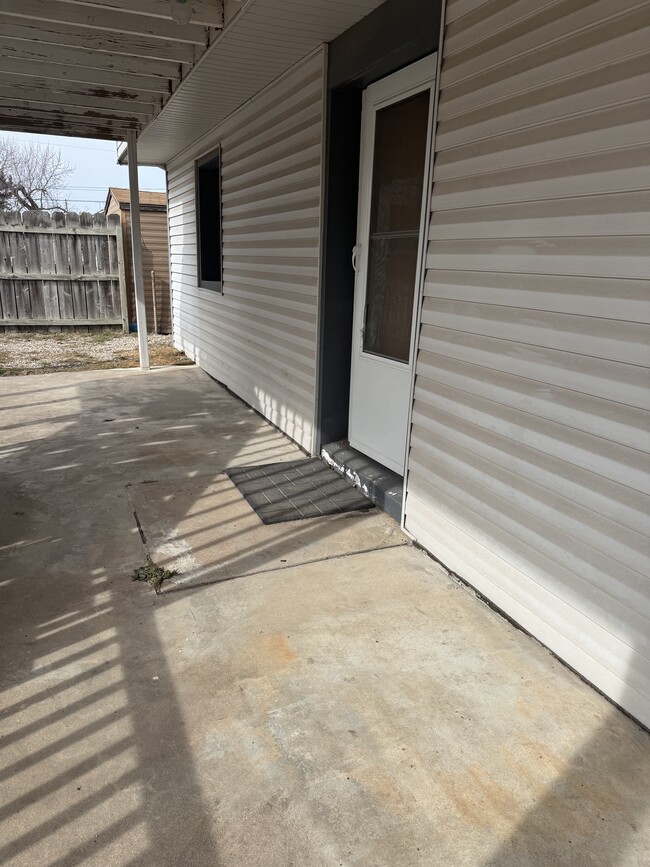 3148 W Mentor St in Wichita, KS - Building Photo - Building Photo
