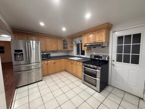 7 Charles St in Howell, NJ - Building Photo - Building Photo