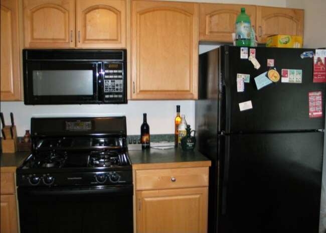 426 E 6th St in Boston, MA - Building Photo - Building Photo