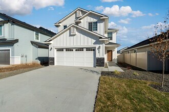 234 S Sunset Point Way in Meridian, ID - Building Photo - Building Photo
