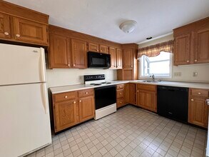 23 Indian Cove Way, Unit Indian Cove in South Easton, MA - Foto de edificio - Building Photo