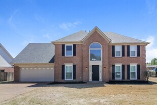 8959 Raspberry Ln in Cordova, TN - Building Photo