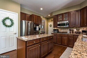 13724 Hastenbeck Dr in Gainesville, VA - Building Photo - Building Photo