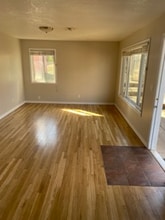5029 NE 28th Ave, Unit B in Portland, OR - Foto de edificio - Building Photo