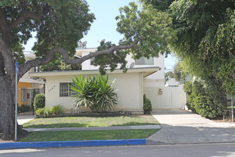 1723 Centinela Ave in Santa Monica, CA - Building Photo - Building Photo