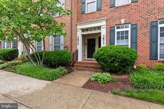 3675 Spring Hollow Ln in Frederick, MD - Building Photo - Building Photo