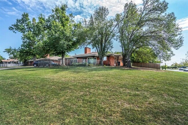 1236 NW 39th St in Oklahoma City, OK - Building Photo - Building Photo