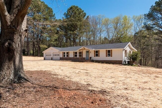 property at 4882 Sugar Pike Rd