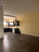 11 Hiawatha St in St Thomas, ON - Building Photo - Building Photo