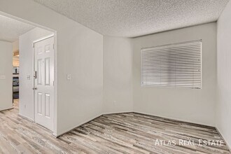 348 Dockside Ct in Las Vegas, NV - Building Photo - Building Photo