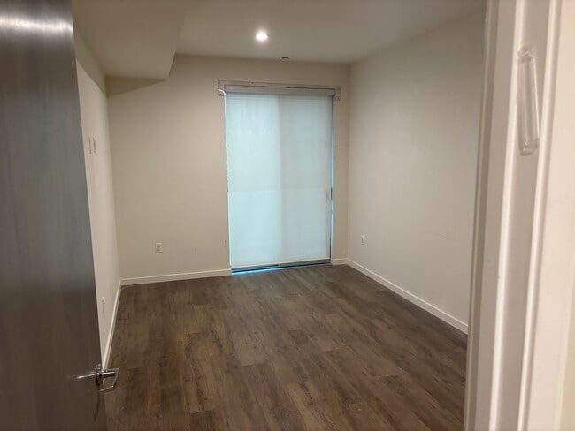 4600 Coldwater Canyon Ave, Unit 103 in Studio City, CA - Building Photo - Building Photo