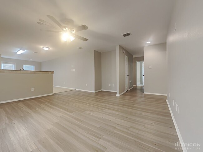 12508 Nicholas Place in Rhome, TX - Building Photo - Building Photo