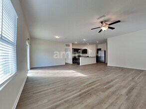 11504 Bryce Canyon Ln in Gibsonton, FL - Building Photo - Building Photo