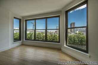 40 Malvern St in Boston, MA - Building Photo - Building Photo