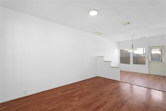 16851 Mammoth Springs Dr in Houston, TX - Building Photo - Building Photo
