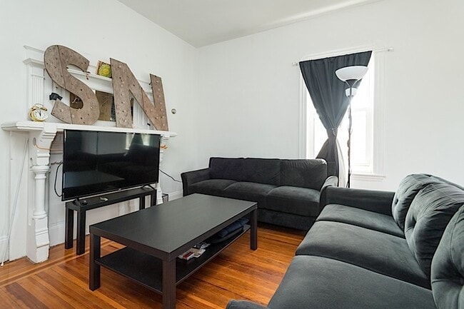 220 Prospect St in Cambridge, MA - Foto de edificio - Building Photo