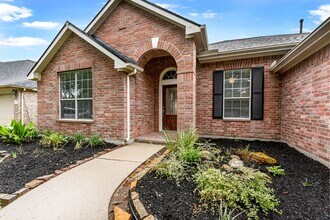 28259 Daystrom Ln in Katy, TX - Building Photo - Building Photo