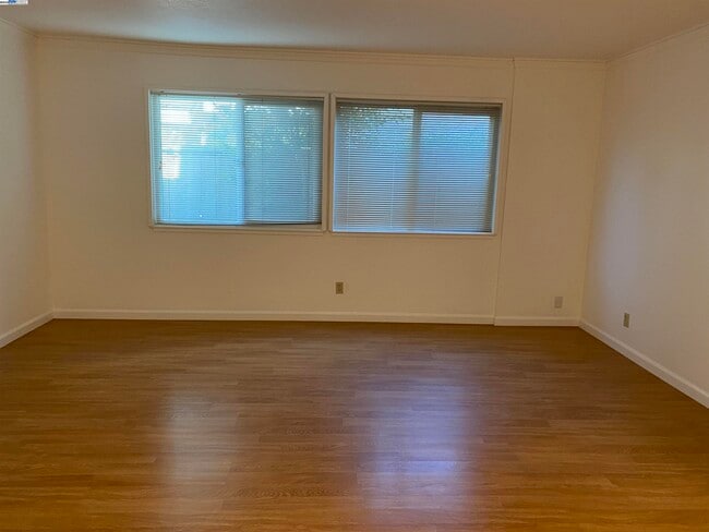 6084 Vía de los Cerros in Pleasanton, CA - Building Photo - Building Photo