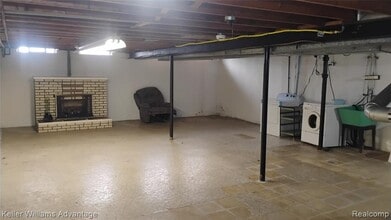 1265 Woodbourne St in Westland, MI - Building Photo - Building Photo