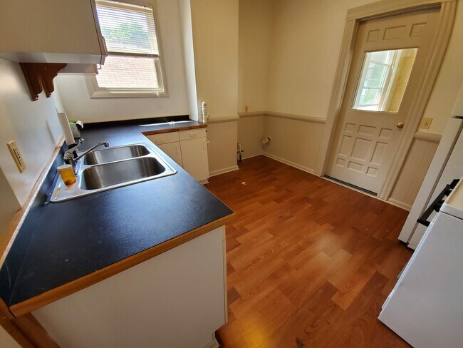 74-78 Stewart St in Rochester, NY - Building Photo - Building Photo