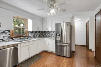 75 Grissom Rd in Manchester, CT - Building Photo - Building Photo