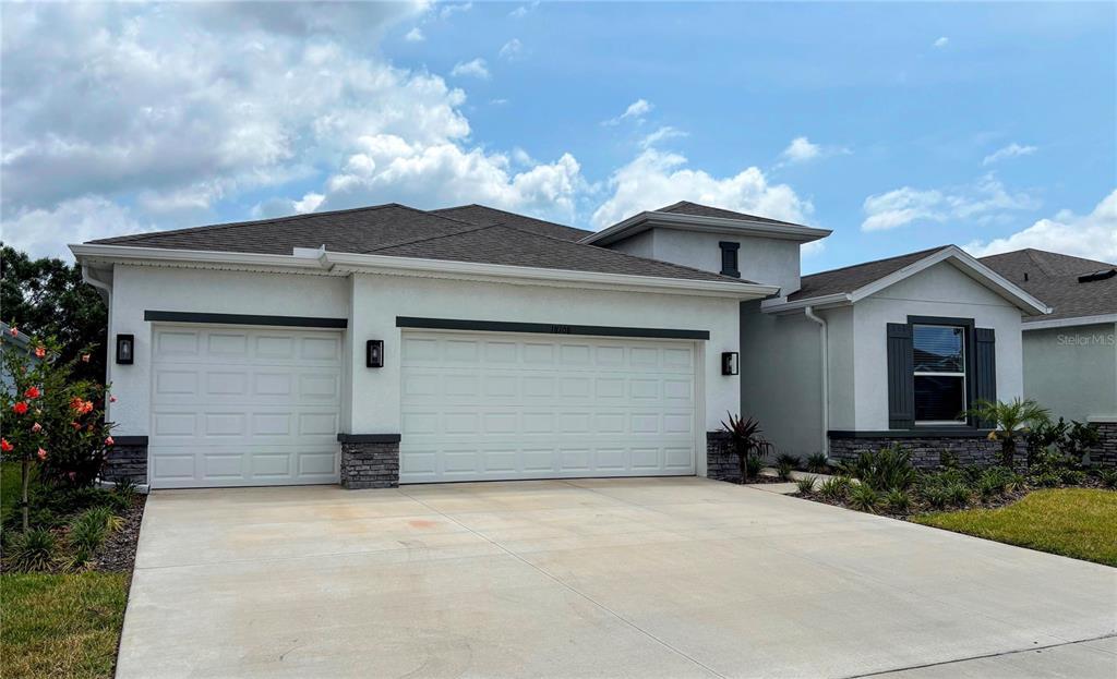 18108 Fattoria Ter in Bradenton, FL - Building Photo