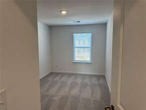 257 Kenoot Dr in Mcdonough, GA - Building Photo - Building Photo