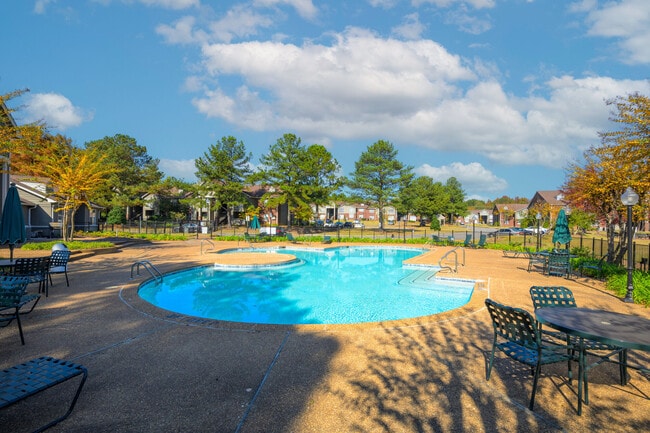 Champions Hills at Windyke in Memphis, TN - Building Photo - Building Photo