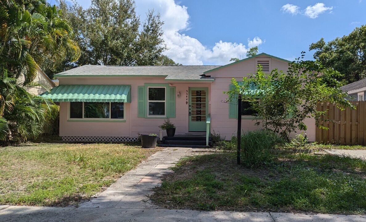 3544 3rd Ave N in St. Petersburg, FL - Building Photo