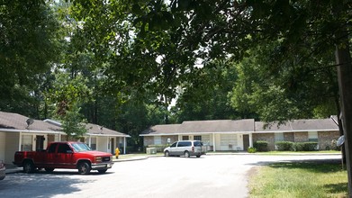 Palazzo Townhomes by ARIUM in Jacksonville, FL - Building Photo - Building Photo