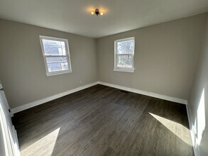 1609 Ray St NE in Leeds, AL - Building Photo - Building Photo